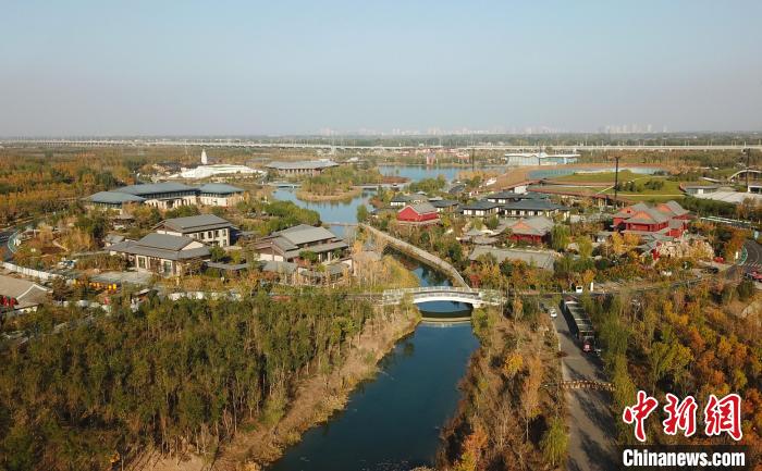 上空から撮影した秋ムード満点の雄安新区　河北省